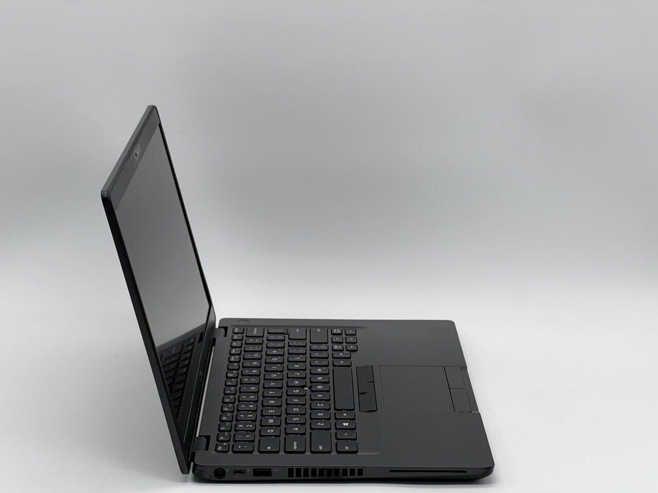Ультрабук Dell Latitude 5400 / 14" (1920x1080) IPS / Intel Core i5-8365U (4 (8) ядра по 1.6 - 4.1 GHz) / 16 GB DDR4 / 480 GB SSD / Intel UHD Graphics 620 / WebCam - Зображення 3