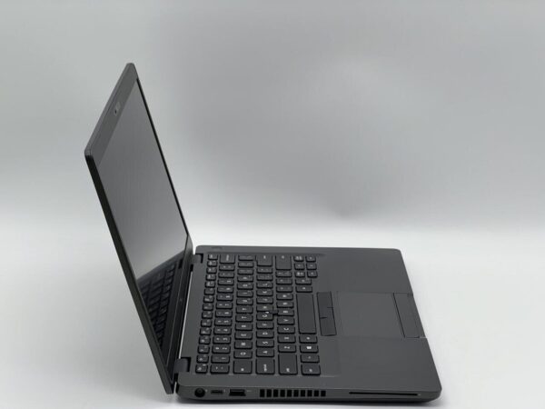Ультрабук Dell Latitude 5401 / 14" (1920x1080) IPS / Intel Core i5-9400H (4 (8) ядра по 2.5 - 4.3 GHz) / 16 GB DDR4 / 240 GB SSD / Intel UHD Graphics 630 / WebCam - Зображення 3