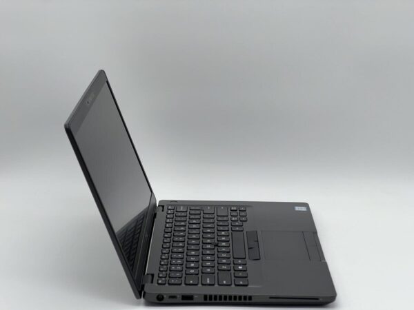 Ультрабук Dell Latitude 5401 / 14" (1920x1080) IPS / Intel Core i7-9850H (6 (12) ядер по 2.6 - 4.6 GHz) / 16 GB DDR4 / 480 GB SSD / Intel UHD Graphics 630 / WebCam - Зображення 3