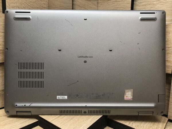 Ультрабук Dell Latitude 5420 / 14" (1920x1080) IPS / Intel Core i5-1135G7 (4 (8) ядра по 2.4 - 4.2 GHz) / 16 GB DDR4 / 256 GB SSD M.2 / Intel Iris Xe Graphics / WebCam / USB 3.2 / HDMI / Windows 10 ліцензія - Зображення 9