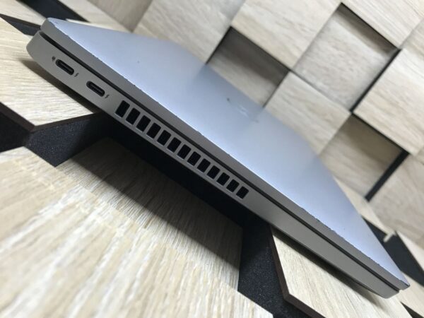 Ультрабук Dell Latitude 5420 / 14" (1920x1080) IPS / Intel Core i5-1135G7 (4 (8) ядра по 2.4 - 4.2 GHz) / 16 GB DDR4 / 256 GB SSD M.2 / Intel Iris Xe Graphics / WebCam / USB 3.2 / HDMI / Windows 10 ліцензія - Зображення 5
