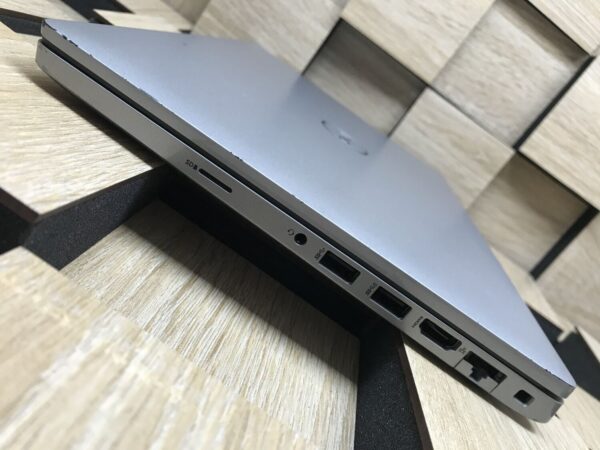 Ультрабук Dell Latitude 5420 / 14" (1920x1080) IPS / Intel Core i5-1135G7 (4 (8) ядра по 2.4 - 4.2 GHz) / 16 GB DDR4 / 256 GB SSD M.2 / Intel Iris Xe Graphics / WebCam / USB 3.2 / HDMI / Windows 10 ліцензія - Зображення 6