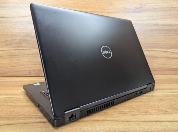 Ультрабук Dell Latitude 5480 / 14" (1366x768) TN / Intel Core i5-7200U (2 (4) ядра по 2.5 - 3.1 GHz) / 8 GB DDR4 / 240 GB SSD / Intel HD Graphics 620 / WebCam / HDMI / Windows 10 - Зображення 7