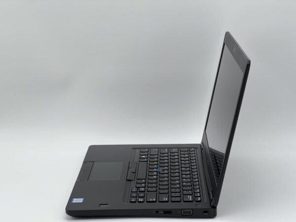 Ультрабук Dell Latitude 5480 / 14" (1920x1080) IPS / Intel Core i5-6300U (2 (4) ядра по 2.4 - 3.0 GHz) / 16 GB DDR4 / 480 GB SSD / Intel HD Graphics 520 / WebCam - Зображення 4