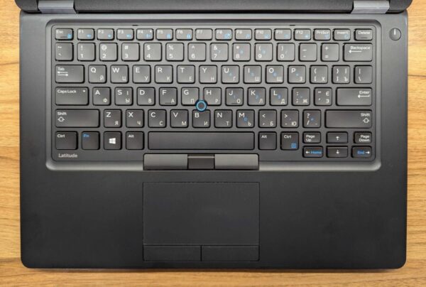 Ультрабук Dell Latitude 5480 / 14" (1920x1080) IPS / Intel Core i7-7820HQ (4 (8) ядра по 2.9 - 3.9 GHz) / 16 GB DDR4 / 480 GB SSD / nVidia GeForce 930MX, 2 GB DDR3, 64-bit / WebCam / HDMI / Windows 10 - Зображення 3