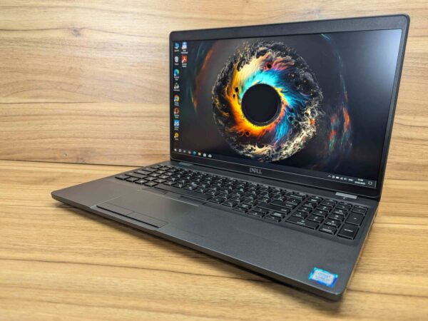 Ультрабук Dell Latitude 5500 / 15.6" (1920x1080) IPS / Intel Core i7-8665U (4 (8) ядра по 1.9 - 4.8 GHz) / 16 GB DDR4 / 480 GB SSD / Intel UHD Graphics / Windows 10 - Зображення 5