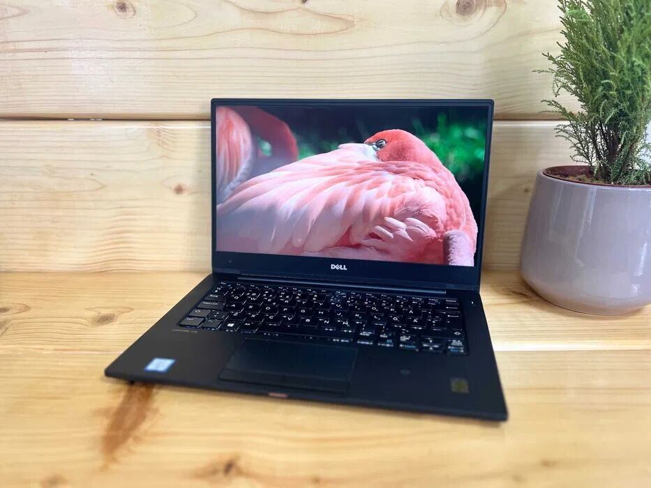 Ультрабук Dell Latitude 7370 / 13.3" (1920x1080) IPS / Intel Core m5-6Y57 (2 (4) ядра по 1.1 - 2.8 GHz) / 8 GB DDR3 / 256 GB SSD / Intel HD Graphics 515 / WebCam / Windows 10 Pro - Зображення 9