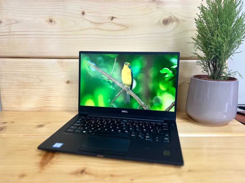 Ультрабук Dell Latitude 7370 / 13.3" (1920x1080) IPS / Intel Core m5-6Y57 (2 (4) ядра по 1.1 - 2.8 GHz) / 8 GB DDR3 / 256 GB SSD / Intel HD Graphics 515 / WebCam / Windows 10 Pro - Зображення 7