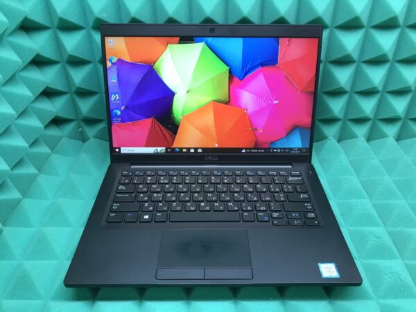 Ультрабук Dell Latitude 7390 / 13.3" (1920x1080) IPS / Intel Core i5-8250U (4 (8) ядра по 1.6 - 3.4 GHz) / 8 GB DDR4 / 128 GB SSD / Intel UHD Graphics 620 / WebCam / USB 3.1 / HDMI / Windows 10 ліцензія - Зображення 2