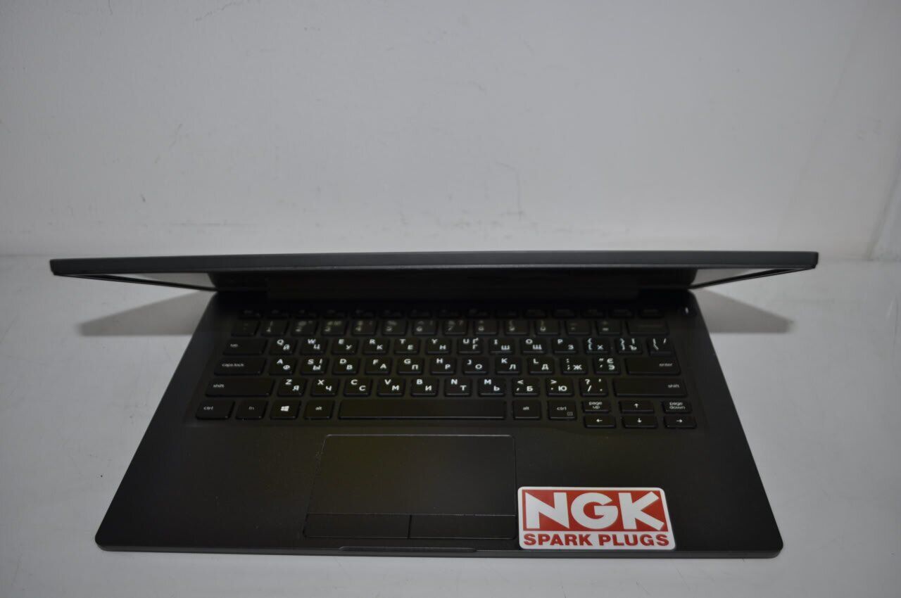 Ультрабук Dell Latitude 7400 / 14" (1920x1080) IPS / Intel Core i5-8265U (4 (8) ядра по 1.6 - 3.9 GHz) / 16 GB DDR4 / 256 GB SSD M.2 / Intel UHD Graphics / WebCam / Windows 11 Pro - Зображення 10