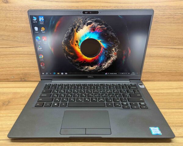 Ультрабук Dell Latitude 7400 / 14" (1920x1080) IPS / Intel Core i5-8365U (4 (8) ядра по 1.6 - 4.1 GHz) / 16 GB DDR4 / 512 GB SSD / Intel UHD Graphics / WebCam / TouchID / Windows 10 - Зображення 2