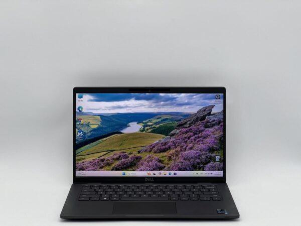 Ультрабук Dell Latitude 7420 / 14" (1920x1080) IPS / Intel Core i5-1145G7 (4 (8) ядра по 2.6 - 4.4 GHz) / 16 GB DDR4 / 480 GB SSD / Intel Iris Xe Graphics / WebCam / LTE - Зображення 2