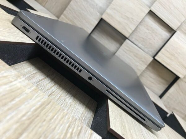 Ультрабук Dell Latitude 7420 / 14" (1920x1080) IPS Touch / Intel Core i7-1185G7 (4 (8) ядра по 3.0 - 4.8 GHz) / 16 GB DDR4 / 256 GB SSD / Intel Iris XE Graphics / WebCam / HDMI - Зображення 5