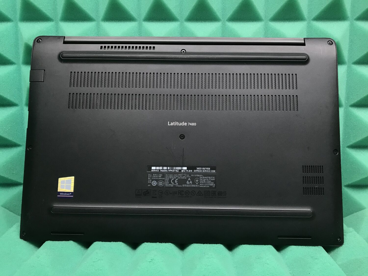 Ультрабук Dell Latitude 7480 / 14" (1366x768) TN / Intel Core i5-6300U (2 (4) ядра по 2.4 - 3.0 GHz) / 8 GB DDR4 / 128 GB SSD / Intel HD Graphics 520 / WebCam / Fingerprint / HDMI - Зображення 6