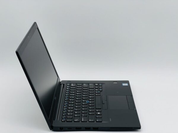 Ультрабук Dell Latitude 7480 / 14" (1920x1080) IPS / Intel Core i5-6300U (2 (4) ядра по 2.4 - 3.0 GHz) / 8 GB DDR4 / 240 GB SSD / Intel HD Graphics 520 / WebCam / HDMI - Зображення 3
