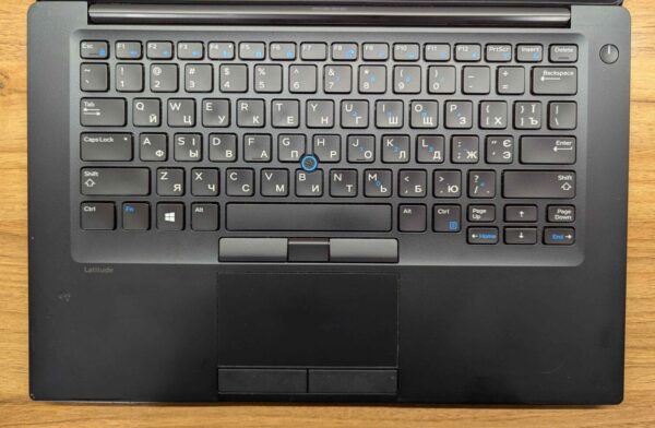 Ультрабук Dell Latitude 7480 / 14" (1920x1080) IPS / Intel Core i5-7300U (2 (4) ядра по 2.6 - 3.5 GHz) / 8 GB DDR4 / 256 GB SSD / Intel HD Graphics 620 / WebCam / Windows 10 - Зображення 3