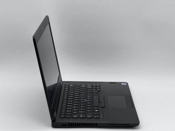 Ультрабук Dell Latitude E5470 / 14" (1920x1080) IPS / Intel Core i5-6440HQ (4 ядра по 2.6 - 3.5 GHz) / 16 GB DDR4 / 480 GB SSD / Intel HD Graphics 530 / WebCam / HDMI - Зображення 3