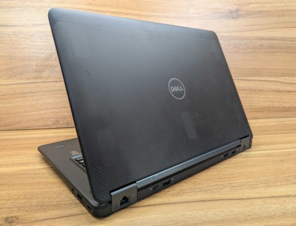 Ультрабук Dell Latitude E7450 / 14" (1920x1080) IPS Touch / Intel Core i5-5300U (2 (4) ядра по 2.3 - 2.9 GHz) / 8 GB DDR3 / 240 GB SSD / Intel HD Graphics 5500 / WebCam / Windows 10 - Зображення 7