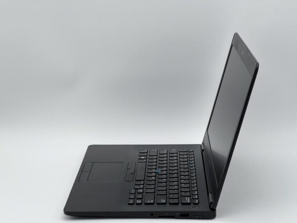 Ультрабук Dell Latitude E7470 / 14" (1920x1080) IPS / Intel Core i5-6300U (2 (4) ядра по 2.4 - 3.0 GHz) / 8 GB DDR4 / 240 GB SSD / Intel HD Graphics 520 / WebCam - Зображення 4