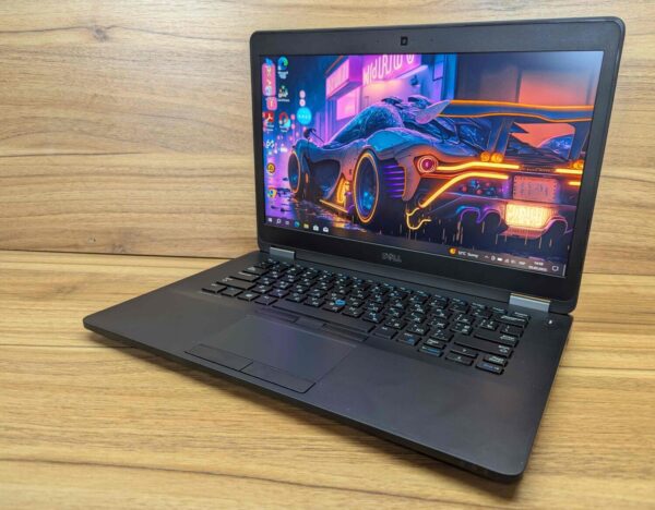 Ультрабук Dell Latitude E7470 / 14" (1920x1080) IPS / Intel Core i5-6300U (2 (4) ядра по 2.4 - 3.0 GHz) / 8 GB DDR4 / 256 GB SSD / Intel HD Graphics 520 / HDMI / WebCam / Windows 10 - Зображення 3