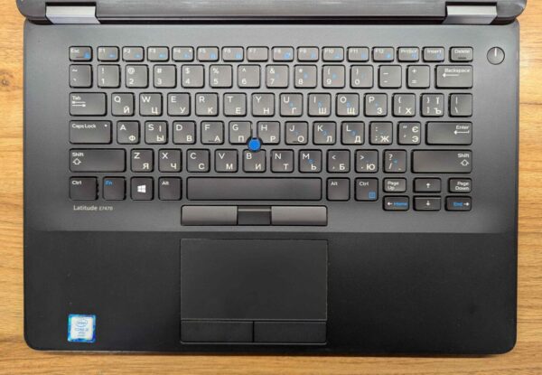 Ультрабук Dell Latitude E7470 / 14" (2560x1440) IPS Touch / Intel Core i5-6300U (2 (4) ядра по 2.4 - 3.0 GHz) / 8 GB DDR4 / 256 GB SSD / Intel HD Graphics 520 / WebCam / Windows 10 - Зображення 3