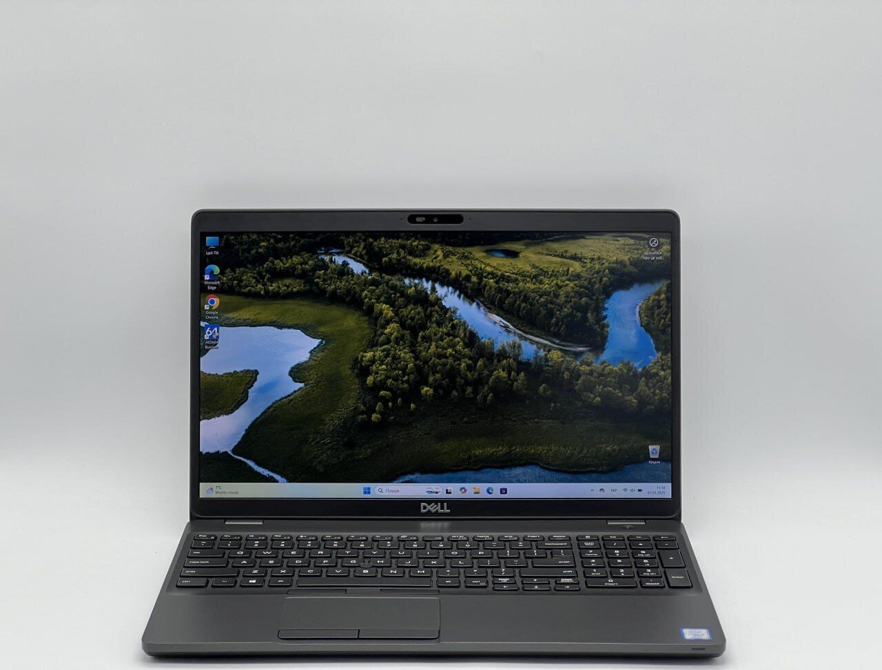 Ультрабук Dell Precision 3540 / 15.6" (1920x1080) IPS / Intel Core i5-8365U (4 (8) ядра по 1.6 - 4.1 GHz) / 16 GB DDR4 / 480 GB SSD / Intel UHD Graphics / WebCam - Зображення 2