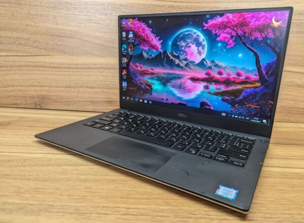 Ультрабук Dell XPS 13 9350 / 13.3" (1920x1080) IPS / Intel Core i5-6200U (2 (4) ядра по 2.3 - 2.8 GHz) / 8 GB DDR3 / 256 GB SSD / Intel HD Graphics 520 / Windows 10 - Зображення 5