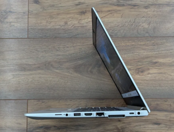 Ультрабук HP Elitebook 745 G5 / 14" (1920x1080) IPS / AMD Ryzen 7 Pro 2700U (4 (8) ядра по 2.2 - 3.8 GHz) / 8 GB DDR4 / 256 GB SSD / AMD Radeon Vega 10 Graphics / WebCam - Зображення 5