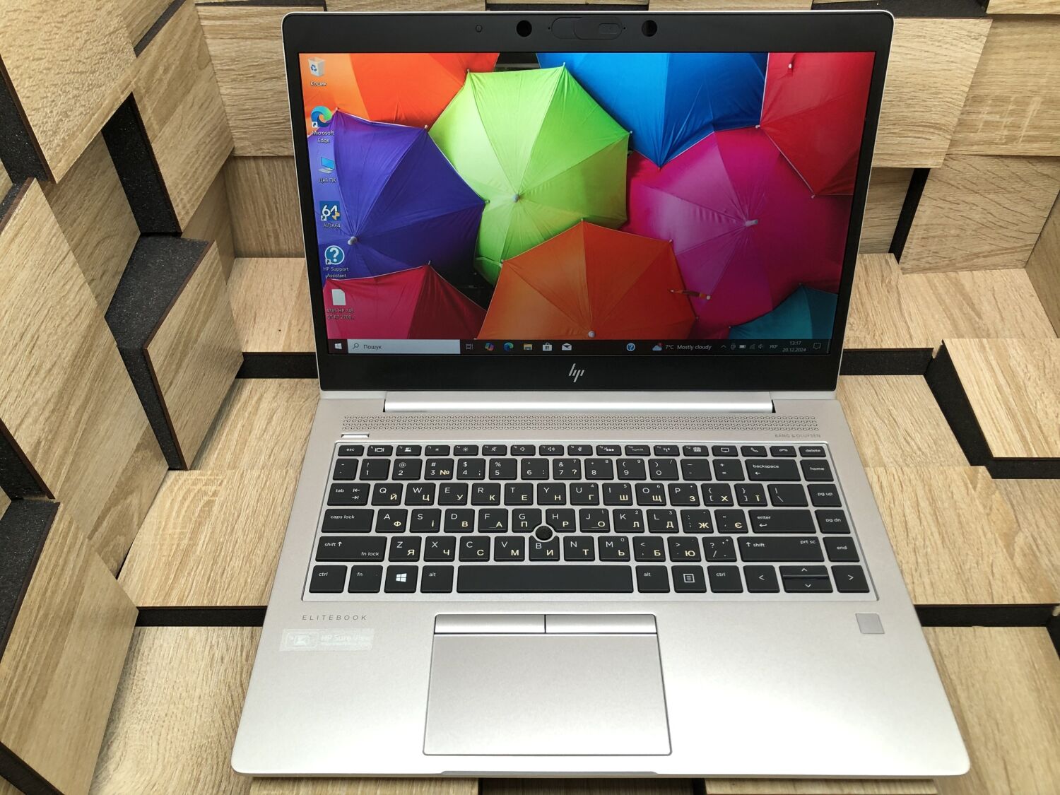 Ультрабук HP Elitebook 745 G5 / 14" (1920x1080) IPS / AMD Ryzen 7 Pro 2700U (4 (8) ядра по 2.2 - 3.8 GHz) / 8 GB DDR4 / 256 GB SSD M.2 / AMD Radeon Vega 10 Graphics / WebCam / Fingerprint / HDMI - Зображення 2