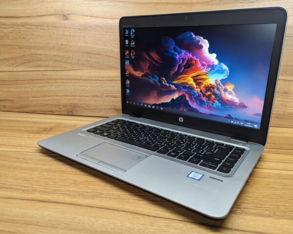 Ультрабук HP EliteBook 840 G3 / 14" (1366x768) TN / Intel Core i5-6300U (2 (4) ядра по 2.4 - 3.0 GHz) / 8 GB DDR4 / 240 GB SSD / Intel HD Graphics 520 / WebCam / Fingerprint / Windows 10 - Зображення 5