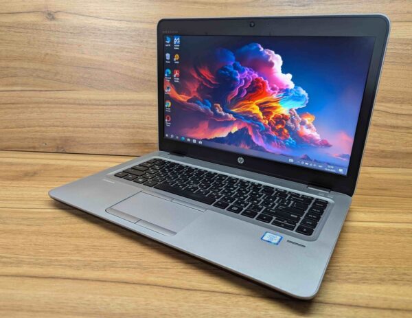 Ультрабук HP EliteBook 840 G3 / 14" (1920x1080) IPS / Intel Core i7-6600U (2 (4) ядра по 2.6 - 3.4 GHz) / 8 GB DDR4 / 240 GB SSD / Intel HD Graphics 520 / TouchID / HDMI / Windows 10 - Зображення 5
