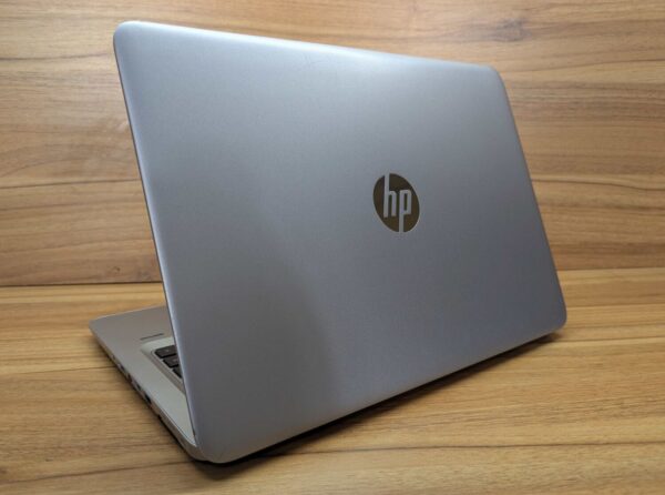 Ультрабук HP EliteBook 840 G4 / 14" (1920x1080) IPS / Intel Core i5-7300U (2 (4) ядра по 2.6 - 3.5 GHz) / 8 GB DDR4 / 240 GB SSD / Intel HD Graphics 620 / WebCam / TouchID / Windows 10 - Зображення 7