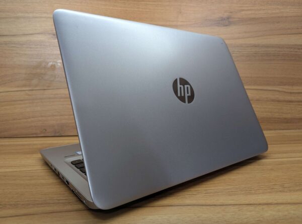 Ультрабук HP EliteBook 840 G4 / 14" (1920x1080) IPS / Intel Core i7-7600U (2 (4) ядра по 2.8 - 3.9 GHz) / 8 GB DDR4 / 240 GB SSD / Intel HD Graphics 620 / WebCam / Fingerprint / Windows 10 - Зображення 7