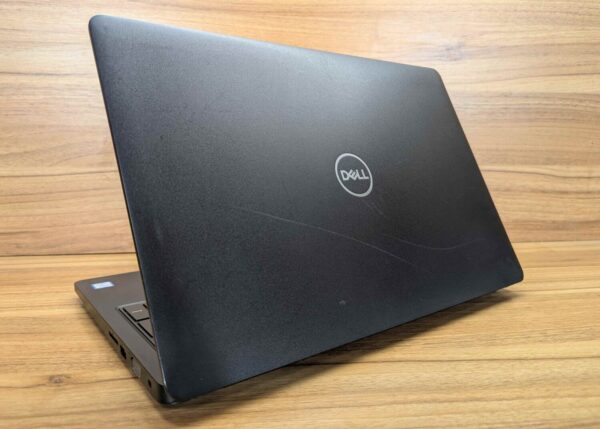 Ноутбук Dell Latitude 3580 / 15.6" (1366x768) TN / Intel Core i5-7200U (2 (4) ядра по 2.5 - 3.1 GHz) / 8 GB DDR4 / 256 GB SSD / Intel HD Graphics 620 / WebCam / Windows 10 - Зображення 6
