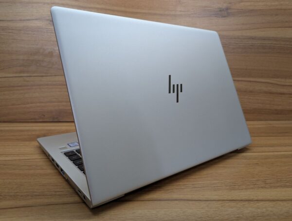 Ультрабук HP EliteBook 840 G5 / 14" (1920x1080) IPS / Intel Core i5-7200U (2 (4) ядра по 2.5 - 3.1 GHz) / 16 GB DDR4 / 480 GB SSD / Intel UHD Graphics 620 / WebCam / Fingerprint / Windows 10 - Зображення 7