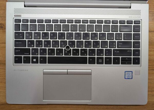 Ультрабук HP EliteBook 840 G5 / 14" (1920x1080) IPS / Intel Core i5-7200U (2 (4) ядра по 2.5 - 3.1 GHz) / 16 GB DDR4 / 480 GB SSD / Intel UHD Graphics 620 / WebCam / Fingerprint / Windows 10 - Зображення 3
