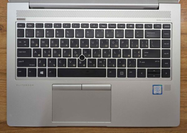 Ультрабук HP EliteBook 840 G5 / 14" (1920x1080) IPS / Intel Core i5-7300U (2 (4) ядра по 2.6 - 3.5 GHz) / 16 GB DDR4 / 480 GB SSD / Intel UHD Graphics 620 / WebCam / Fingerprint / Windows 10 - Зображення 3