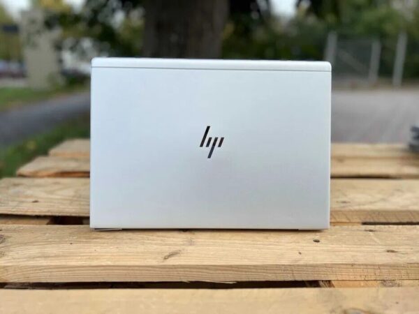 Ультрабук HP EliteBook 840 G5 / 14" (1920x1080) IPS / Intel Core i5-8265U (4 (8) ядра по 1.6 - 3.9 GHz) / 8 GB DDR4 / 256 GB SSD M.2 / Intel UHD Graphics 620 / WebCam - Зображення 7