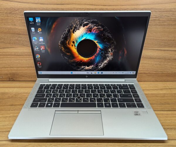 Ультрабук HP EliteBook 840 G7 / 14" (1920x1080) IPS / Intel Core i7-10610U (4 (8) ядра по 1.8 - 4.9 GHz) / 16 GB DDR4 / 480 GB SSD / Intel UHD Graphics / WebCam / Fingerprint / Windows 10 - Зображення 2