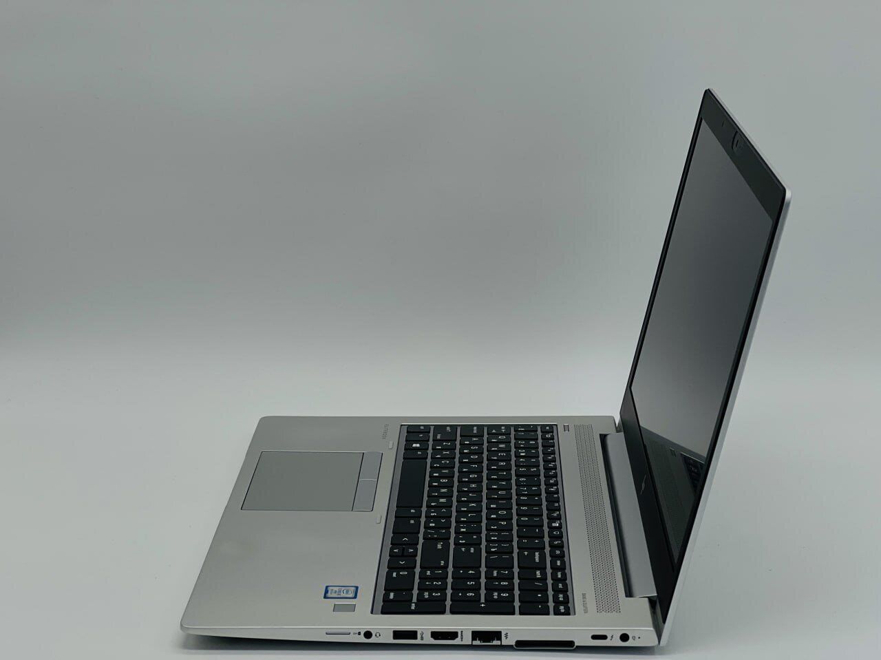 Ультрабук HP EliteBook 850 G5 / 15.6" (1920x1080) IPS / Intel Core i5-8350U (4 (8) ядра по 1.7 - 3.6 GHz) / 16 GB DDR4 / 240 GB SSD / Intel UHD Graphics 620 / WebCam - Зображення 4