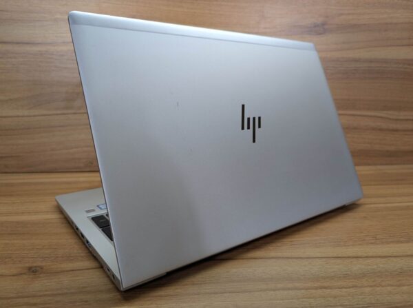 Ультрабук HP EliteBook 850 G5 / 15.6" (1920x1080) IPS / Intel Core i7-7600U (2 (4) ядра по 2.8 - 3.9 GHz) / 16 GB DDR4 / 512 GB SSD / Intel HD Graphics 620 / HDMI / WebCam / Windows 10 - Зображення 13