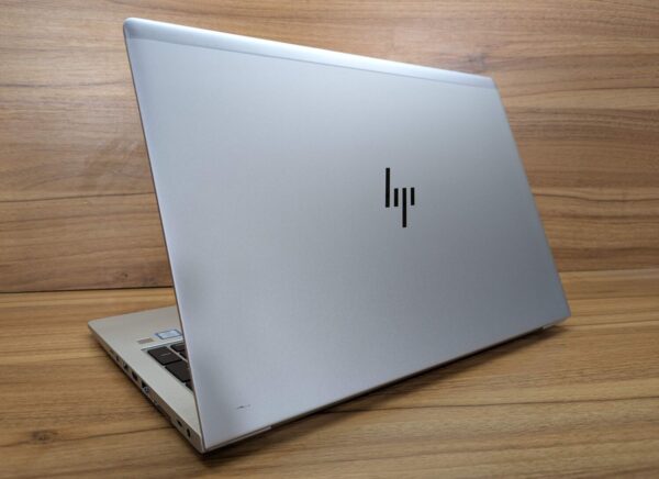 Ультрабук HP EliteBook 850 G5 / 15.6" (1920x1080) IPS / Intel Core i7-8650U (4 (8) ядра по 1.9 - 4.2 GHz) / 16 GB DDR4 / 480 GB SSD / Intel UHD Graphics 620 / WebCam / Fingerprint / Windows 10 - Зображення 7