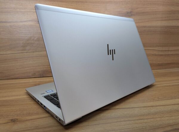 Ультрабук HP EliteBook 850 G5 / 15.6" (1920x1080) IPS / Intel Core i7-8650U (4 (8) ядра по 1.9 - 4.2 GHz) / 16 GB DDR4 / 480 GB SSD / Intel UHD Graphics 620 / WebCam / HDMI / Windows 10 - Зображення 7