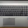 Ультрабук HP EliteBook 850 G5 / 15.6" (1920x1080) IPS / Intel Core i7-8650U (4 (8) ядра по 1.9 - 4.2 GHz) / 16 GB DDR4 / 480 GB SSD / Intel UHD Graphics 620 / WebCam / HDMI / Windows 10 - Зображення 3