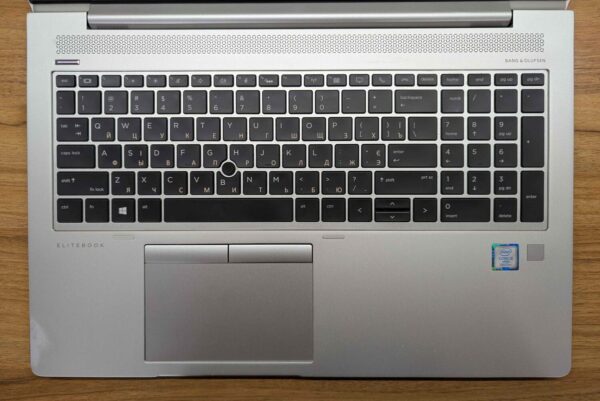 Ультрабук HP EliteBook 850 G6 / 15.6" (1920x1080) IPS / Intel Core i5-8365U (4 (8) ядра по 1.6 - 4.1 GHz) / 16 GB DDR4 / 480 GB SSD / Intel UHD Graphics / WebCam / TouchID / Windows 10 - Зображення 9