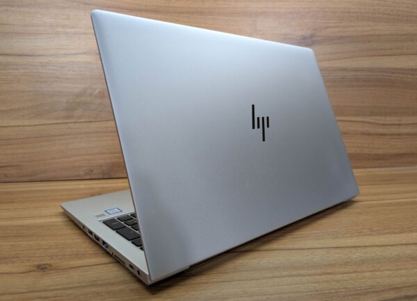 Ультрабук HP EliteBook 850 G6 / 15.6" (1920x1080) IPS / Intel Core i7-8565U (4 (8) ядра по 1.8 - 4.6 GHz) / 16 GB DDR4 / 480 GB SSD / Intel UHD Graphics / WebCam / TouchID / Windows 10 - Зображення 7
