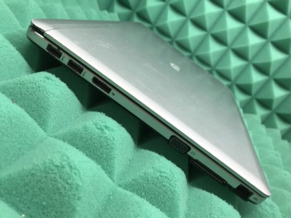 Ультрабук Б-клас HP EliteBook Folio 9480m / 14" (1366x768) TN / Intel Core i5-4210U (2 (4) ядра по 1.7 - 2.7 GHz) / 8 GB DDR3 / 120 GB SSD / Intel HD Graphics 4400 / WebCam / Fingerprint / DisplayPort - Зображення 8