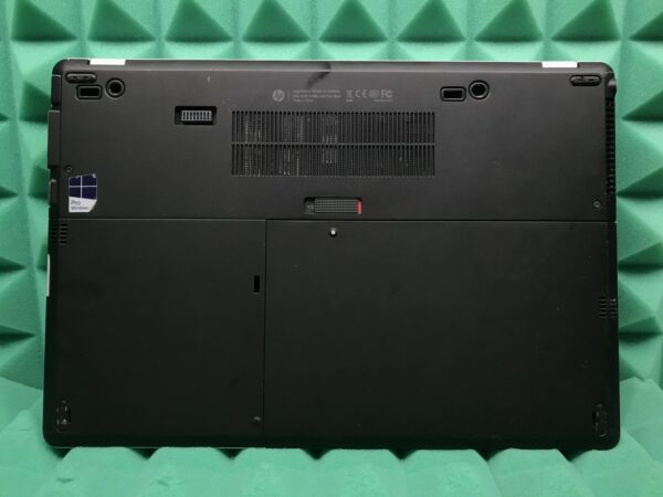 Ультрабук Б-клас HP EliteBook Folio 9480m / 14" (1366x768) TN / Intel Core i5-4210U (2 (4) ядра по 1.7 - 2.7 GHz) / 8 GB DDR3 / 120 GB SSD / Intel HD Graphics 4400 / WebCam / Fingerprint / DisplayPort - Зображення 6