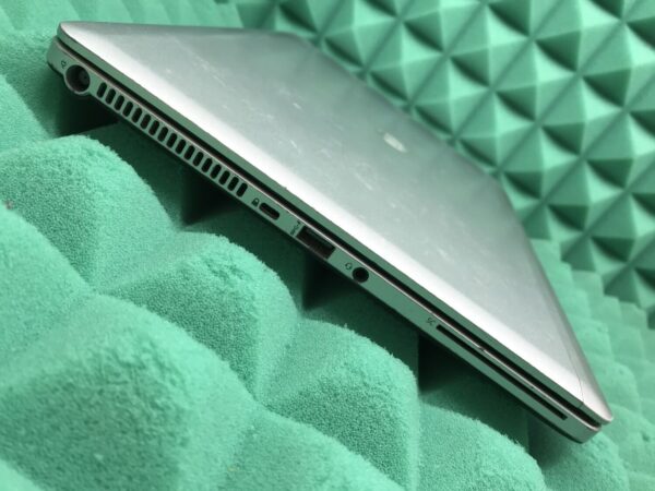 Ультрабук Б-клас HP EliteBook Folio 9480m / 14" (1366x768) TN / Intel Core i5-4210U (2 (4) ядра по 1.7 - 2.7 GHz) / 8 GB DDR3 / 120 GB SSD / Intel HD Graphics 4400 / WebCam / Fingerprint / DisplayPort - Зображення 7