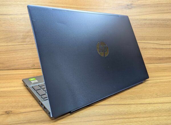 Ультрабук Б-клас HP Pavilion 15-cs3073cl / 15.6" (1920x1080) IPS Touch / Intel Core i7-1065G7 (4 (8) ядра по 1.3 - 3.9 GHz) / 16 GB DDR4 / 480 GB SSD / nVidia GeForce MX250, 4 GB GDDR5, 64-bit / WebCam / Windows 10 - Зображення 2